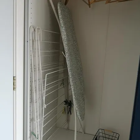 アパート Boutique Modern Studio, Free Parking, Wi-fi, Tv, Pool View, Garden, Quiet, Security, 15 Min Walk To The Sea